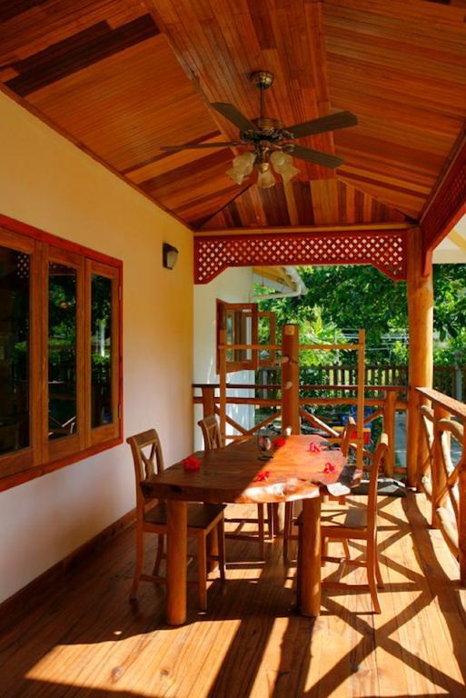 Jms Ventures Guesthouse - Private Pool La Digue Exteriér fotografie
